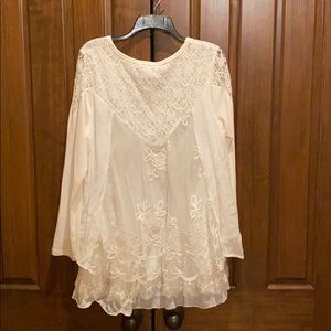 Feratelli white tunic top